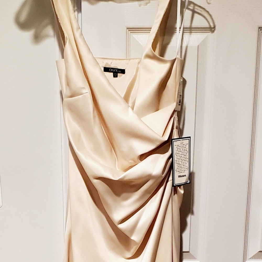 Elegant dress Onyx